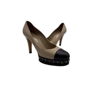 Chanel Beige/Black Leather CC Chain Link Platform Pumps Size 38.5